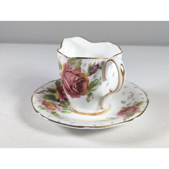 Vintage Paragon Golden Emblem Individual Creamer and saucer, double warrant - Picture 6 of 9